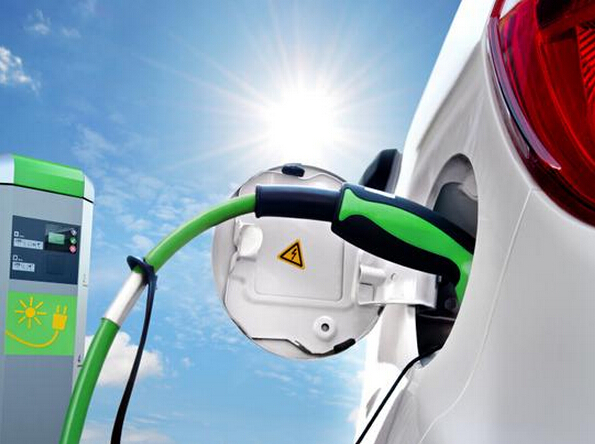 汽車行業(yè)新模式：電動(dòng)化、網(wǎng)聯(lián)化，輕量化、共享化、終端化