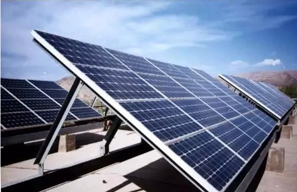 還在擔(dān)心光伏電站的25年壽命嗎？使用29年光伏組件抽測(cè)結(jié)果出來了！ 